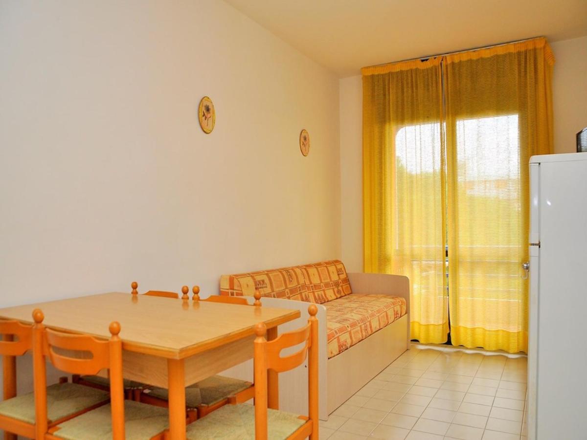 Nice Apartment With Terrace Next To The Sea Bibione Eksteriør bilde