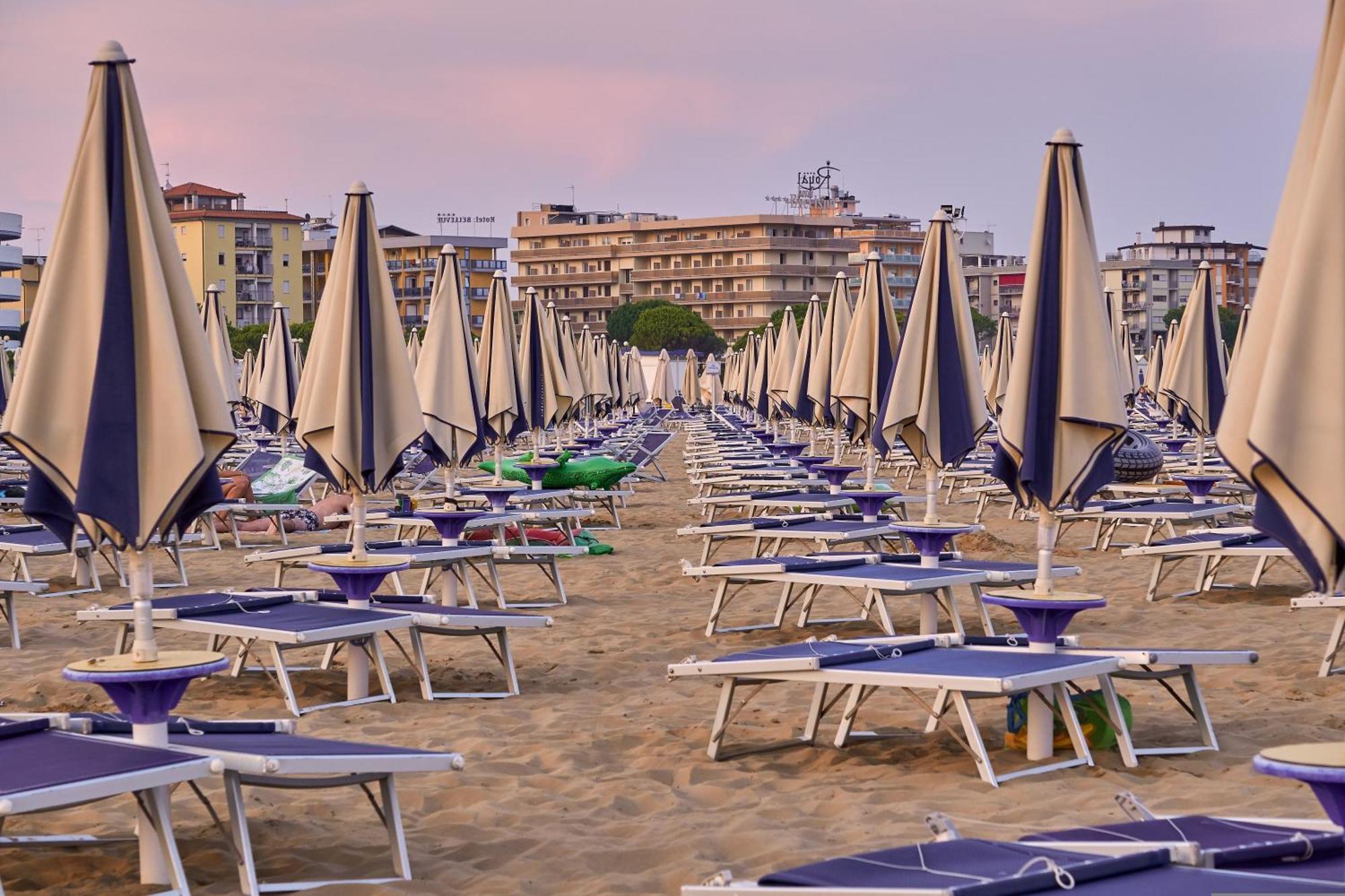 Nice Apartment With Terrace Next To The Sea Bibione Eksteriør bilde